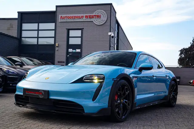 Porsche Taycan Cross Turismo 4S 93 kWh | 4 Wiel besturing | Bose