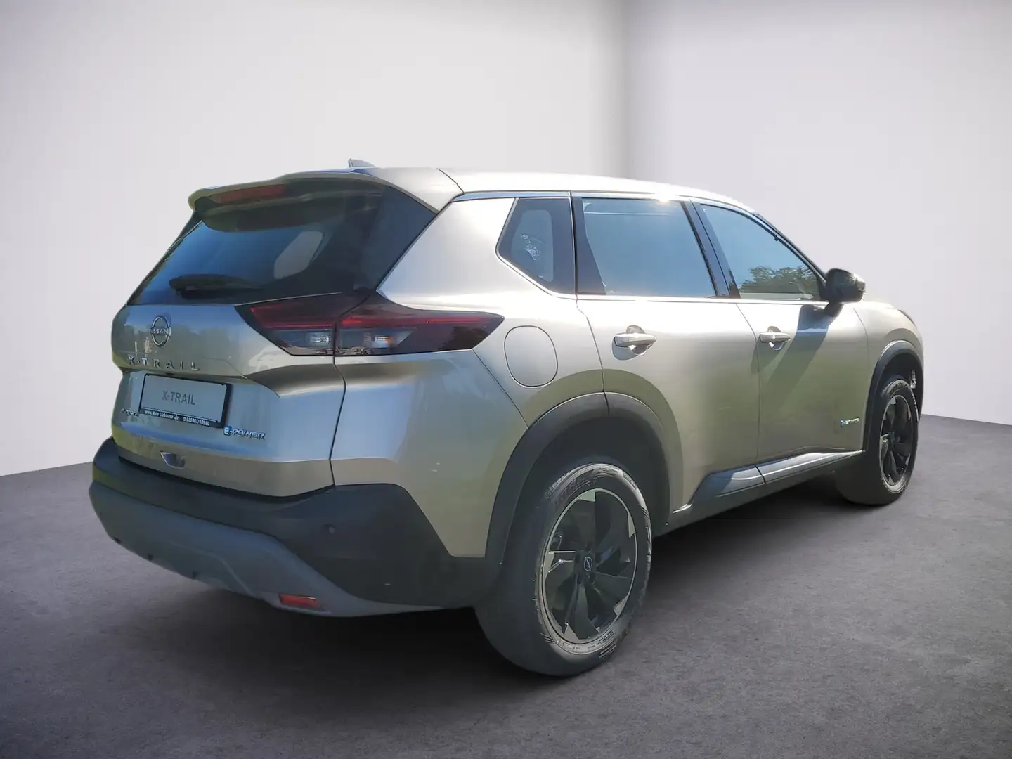 Nissan X-Trail Acenta 4x4 Navi Familien-Paket Silber - 2