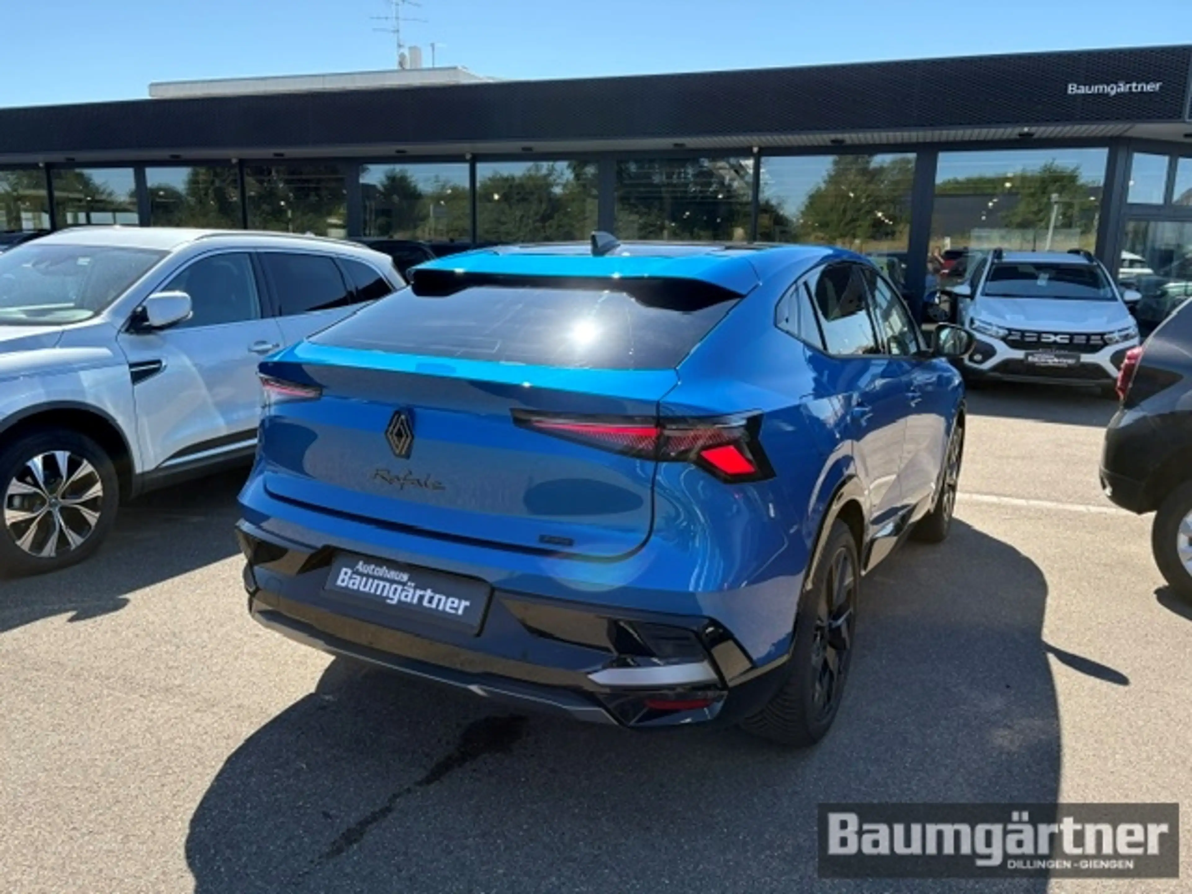 Renault Rafale Esprit Alpine E-TECH Hybrid 300 4x4 Pano — photo 3