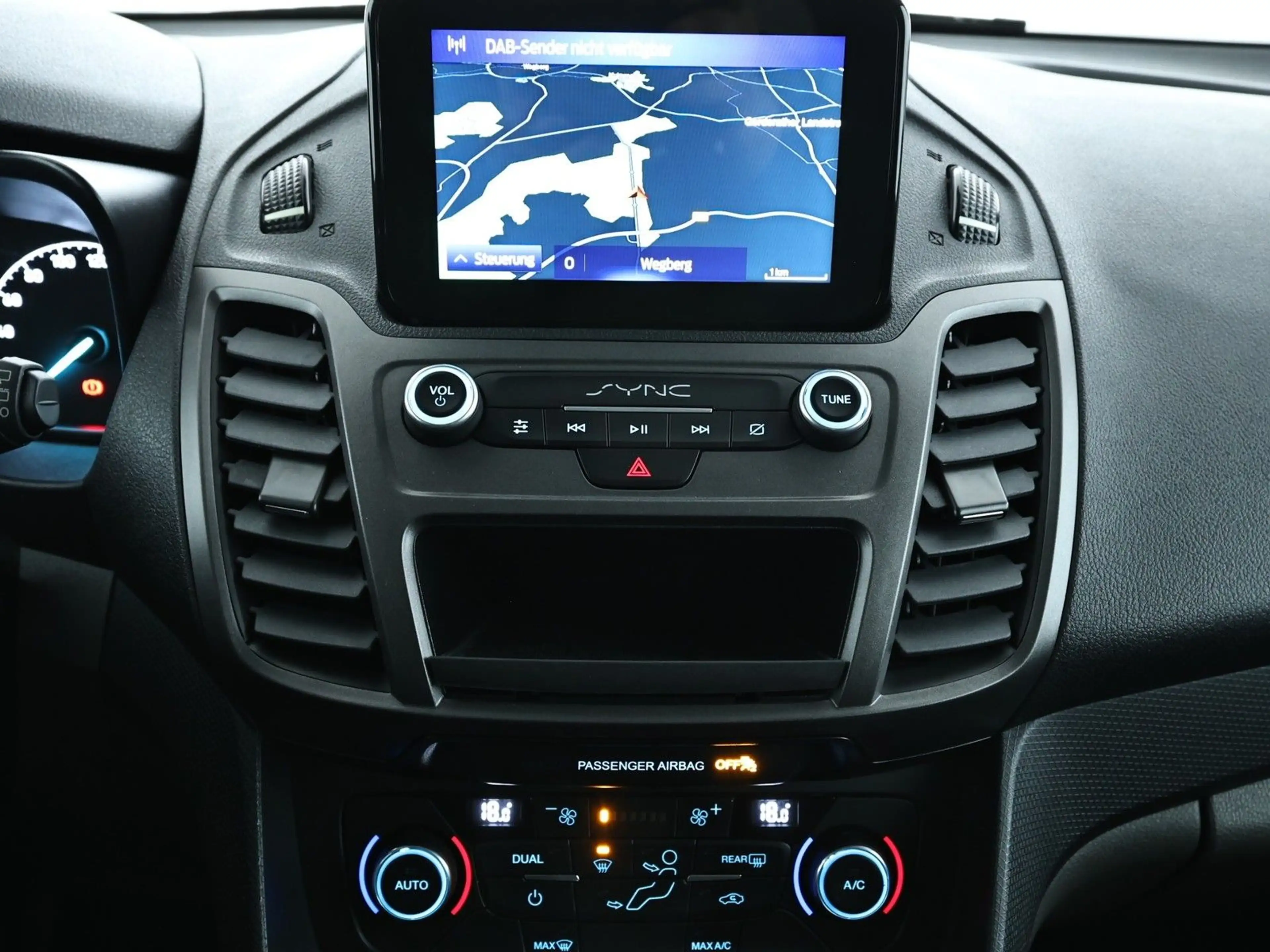 Ford Grand Tourneo Tourneo Connect 1.5 TDCi/ EcoBlue Grand Trend — photo 12