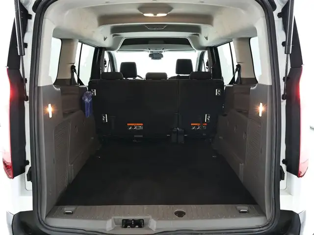 Ford Tourneo Connect view 6