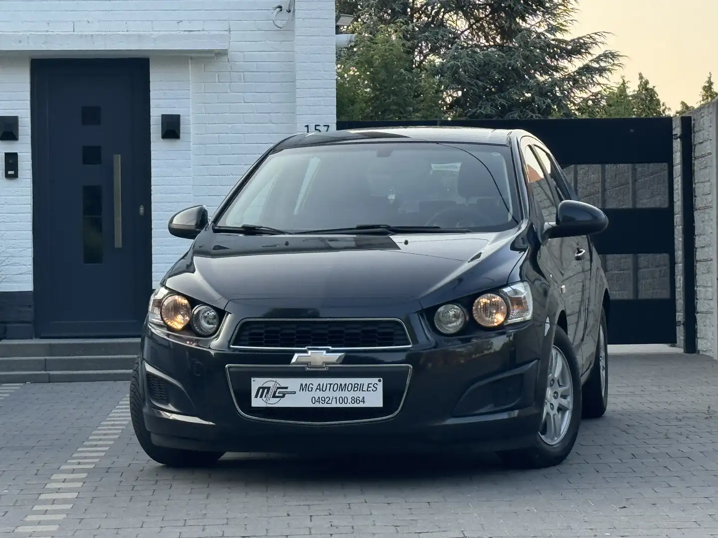 Chevrolet Aveo HATCHBACK  1.3 D-ECO  EURO 5 AIRCO JANTES Negro - 1