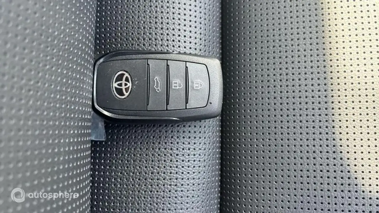 Toyota RAV4 2026 — фото 16