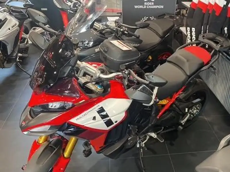 Ducati Multistrada V4 S - foto 4