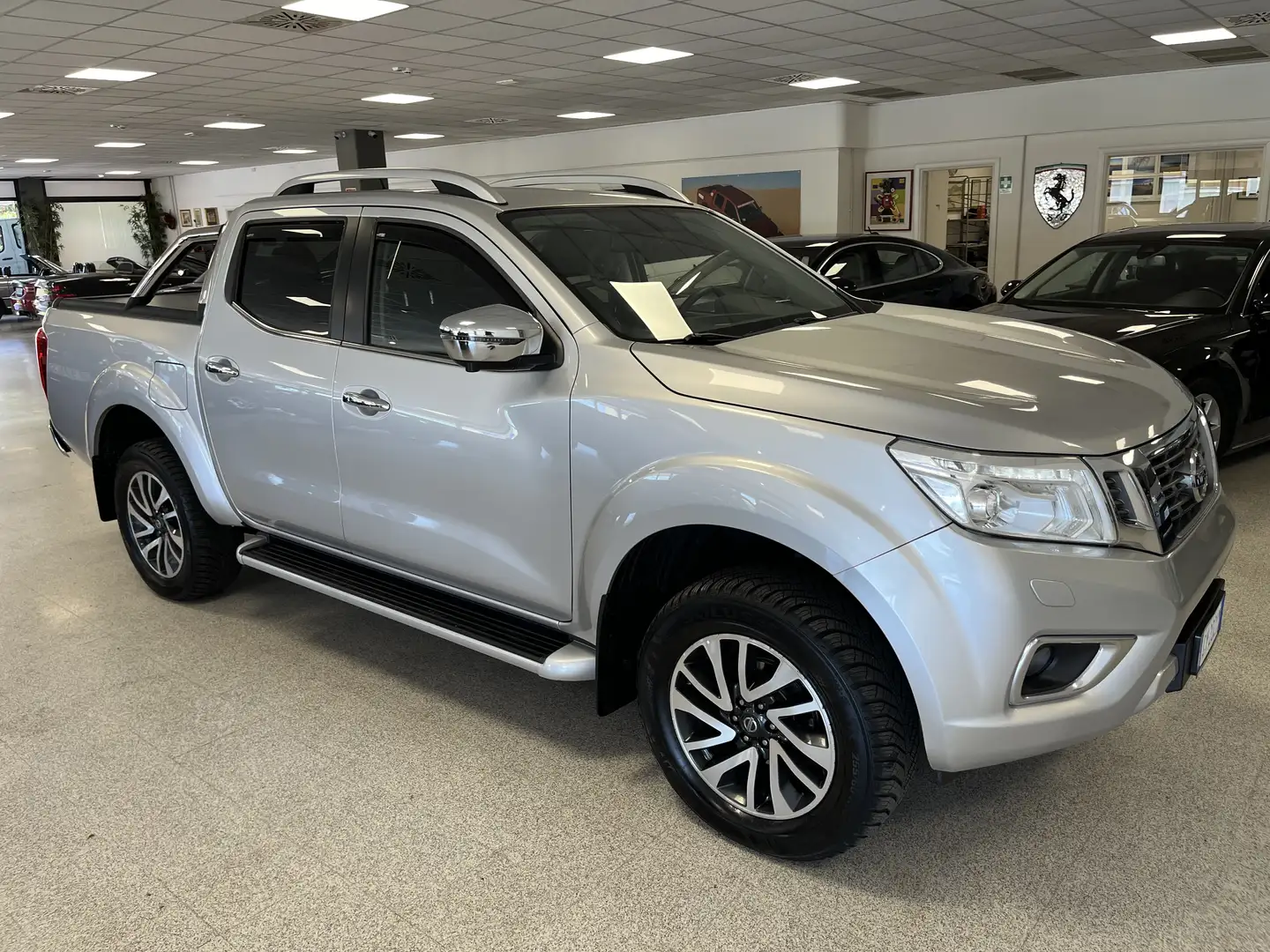 Nissan Navara 2.3 dci Tekna 4wd 190cv auto IVA COMPRESA Argento - 1