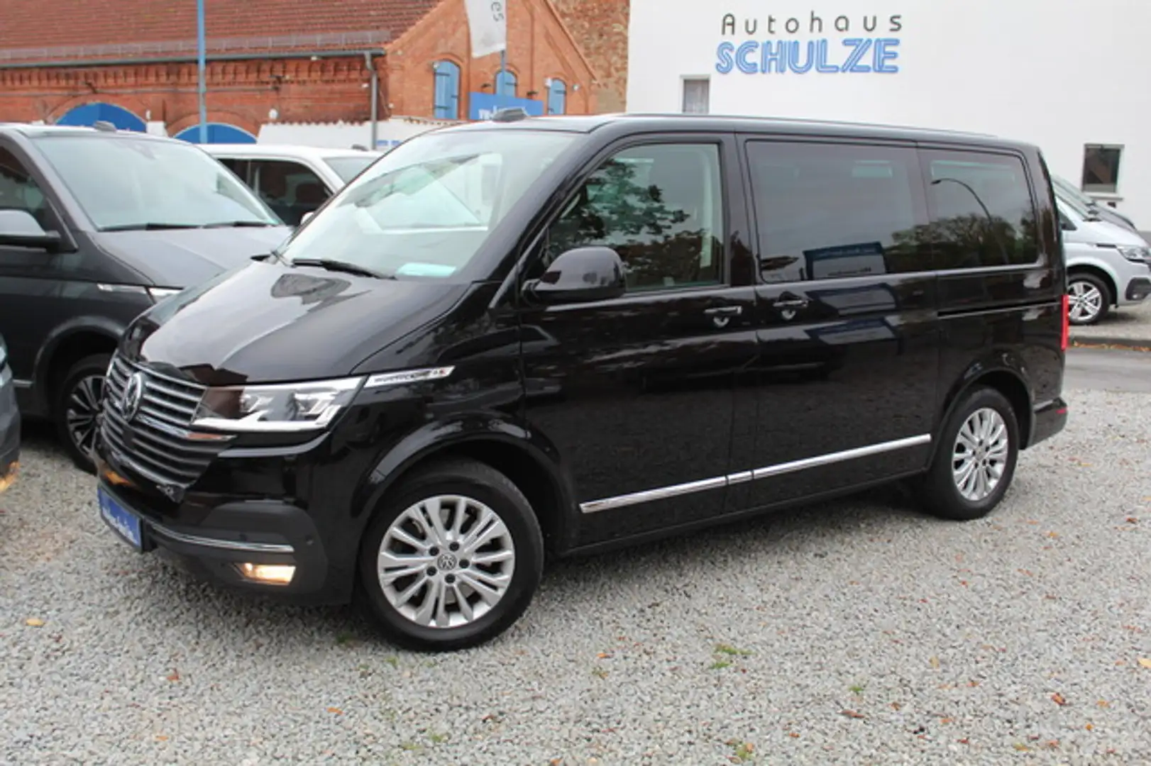 Volkswagen T6.1 Multivan Highline DSG 4Motion Kamera Standh Noir - 1