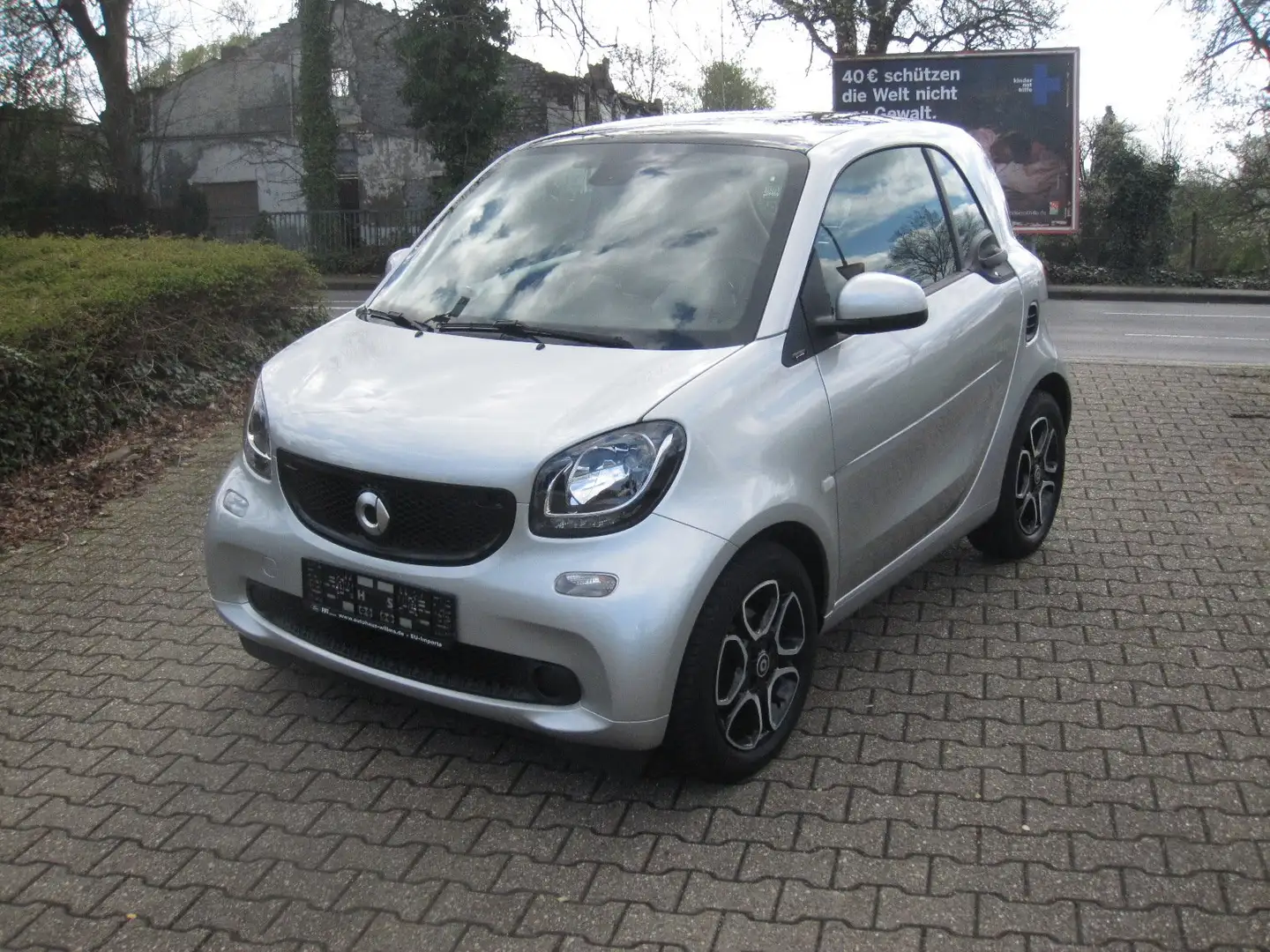 smart forTwo coupe prime 2-t. Silber - 2