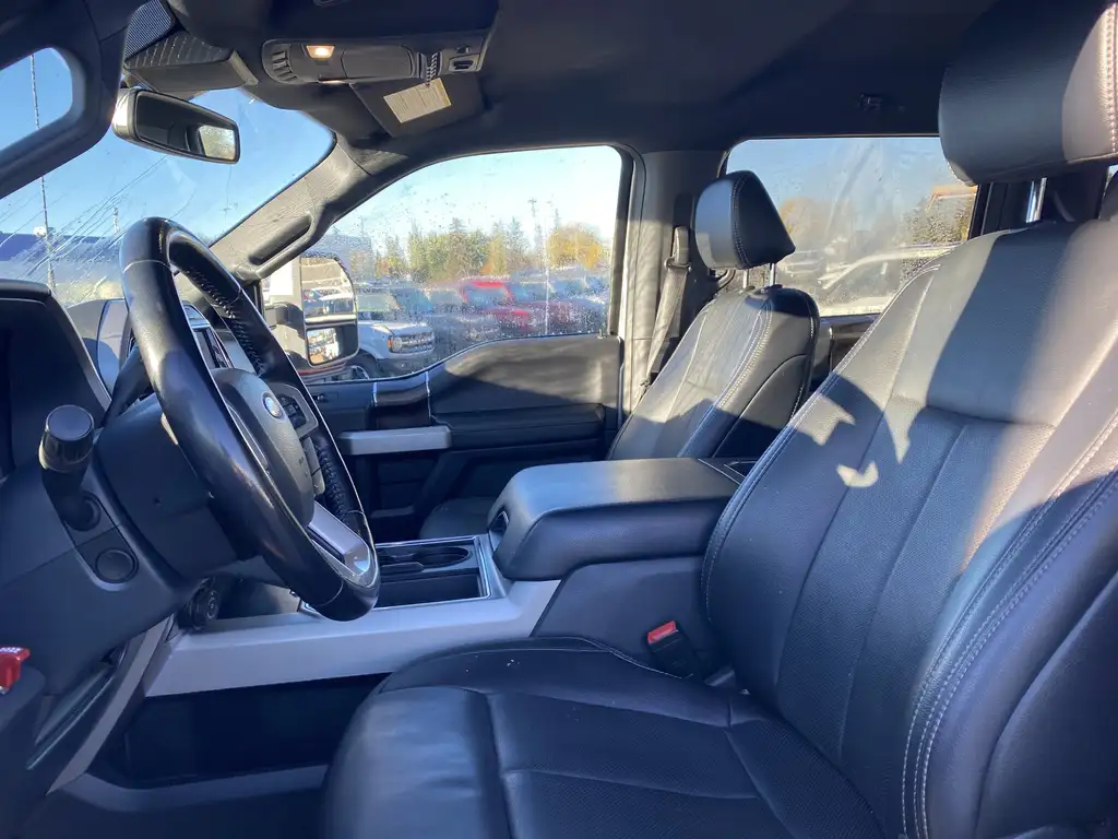 2022 Ford F-350 Super Duty Lariat Crew Cab 160 | Memory Seat | Parking Sensor — photo 8