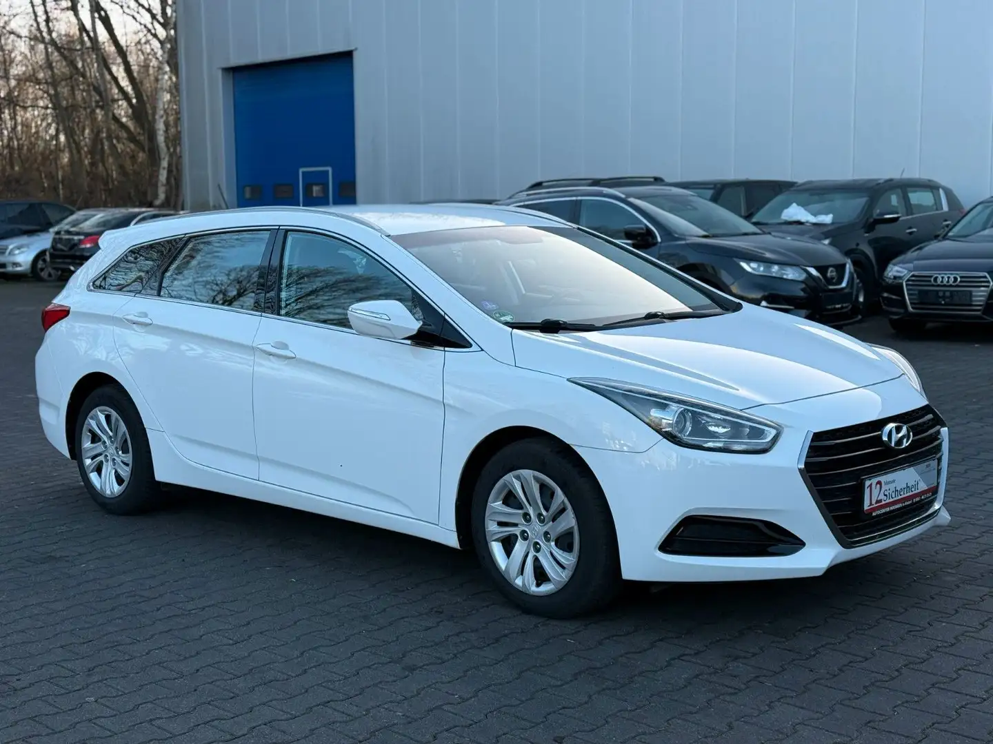 Hyundai i40 Hyundai i40 cw blue Classic 2. Hand* Weiß - 1