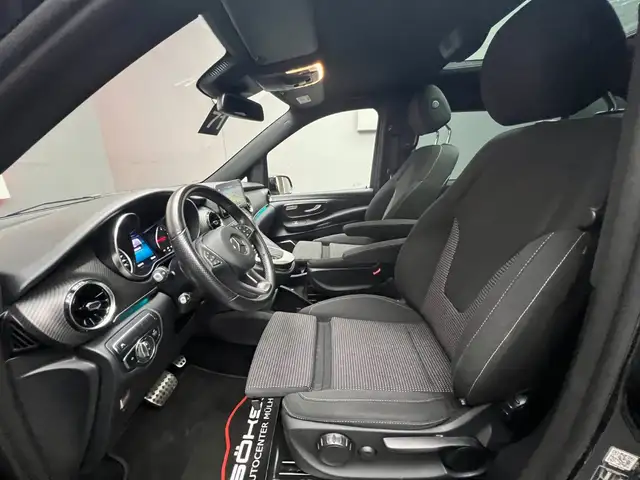 Mercedes-Benz V 300 view 8