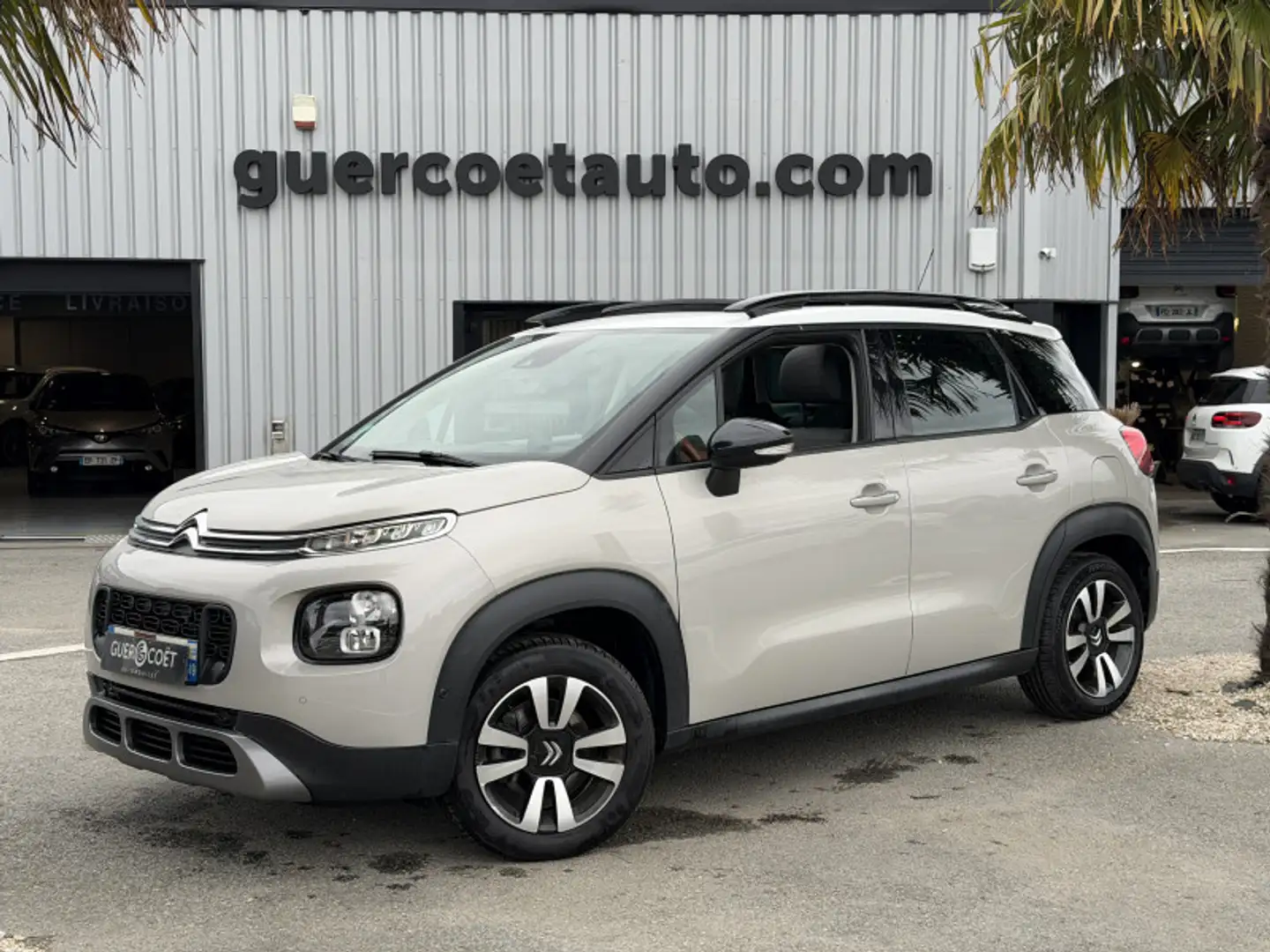 Citroen C3 Aircross PURETECH 110CH S\u0026S SHINE BUSINESS EAT6 Beige - 1