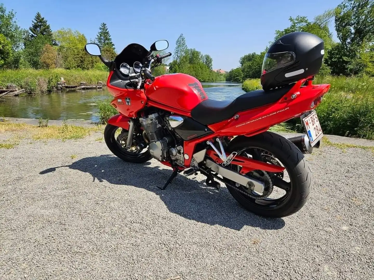 Suzuki Bandit 600 Червоний - 2
