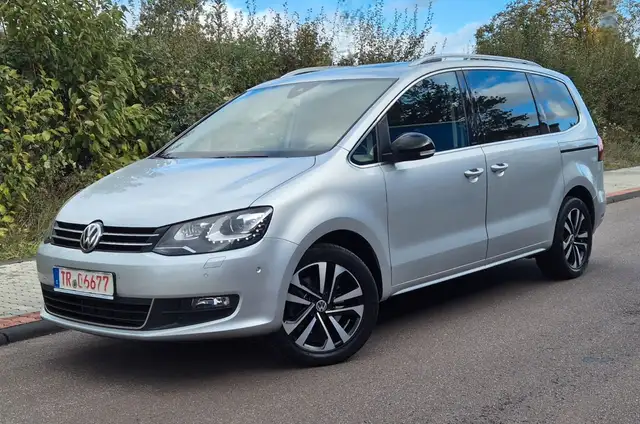 Volkswagen Sharan 2.0 TDI IQ.DRIVE, DSG, 7 Sitze, AHK.