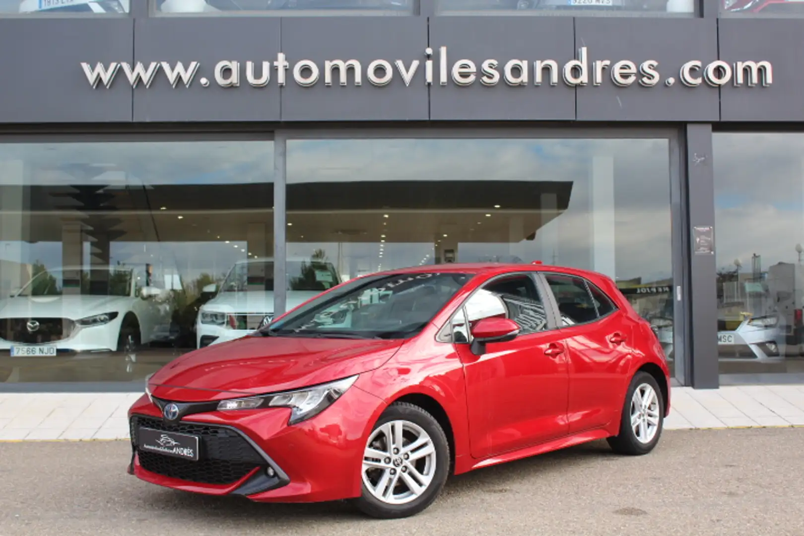 Toyota Corolla 125H Active Tech Rouge - 1