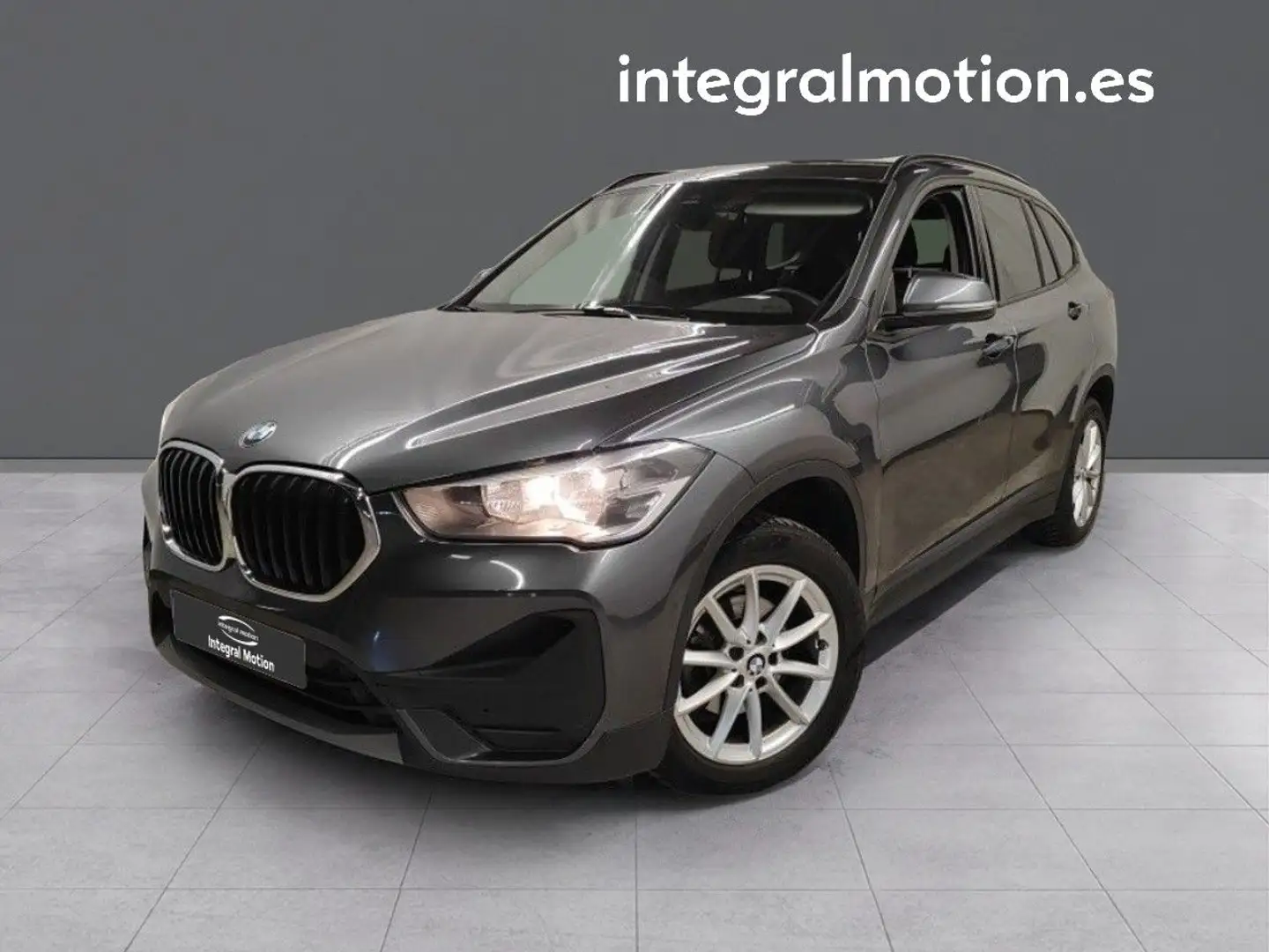 BMW X1 sDrive 16d Gris - 1