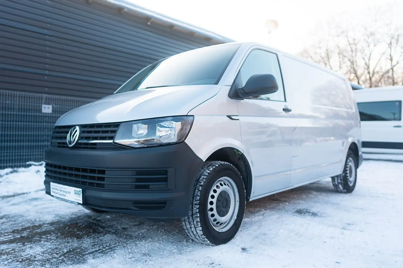 Volkswagen T6 Transporter 2.0 TDI Kasten lang / Klima Navi Argent - 1