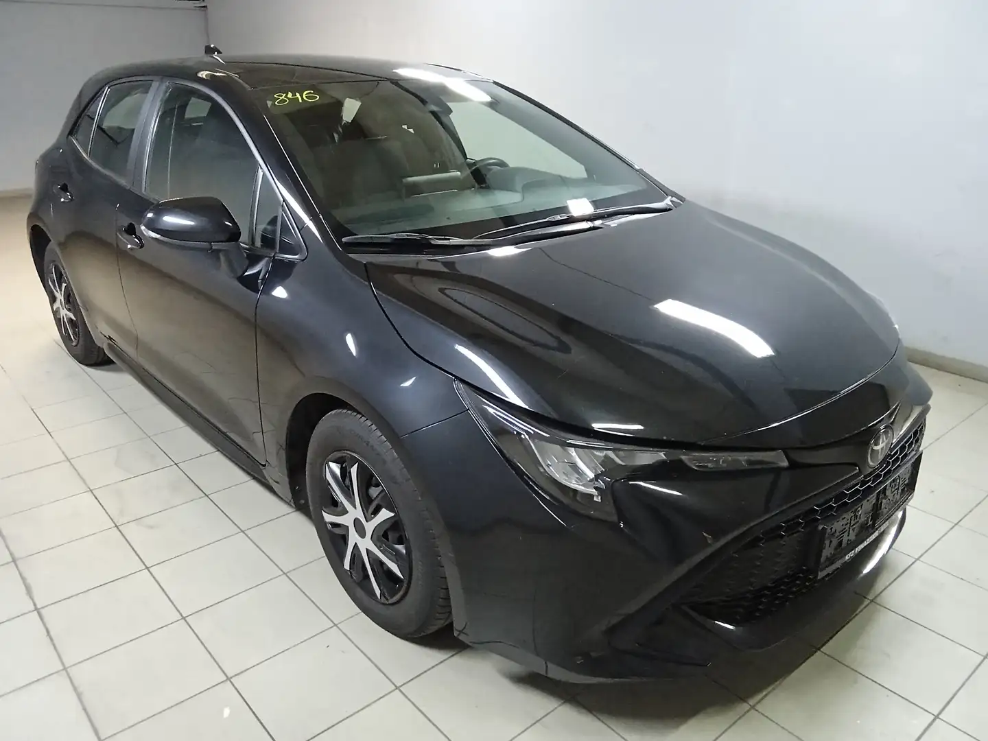 Toyota Corolla Basis Schwarz - 2