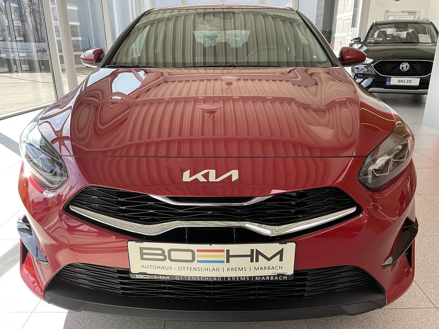 Kia Ceed / cee'd ceed 1,5 TGDI Silber plus Paket P2 Style Rouge - 2