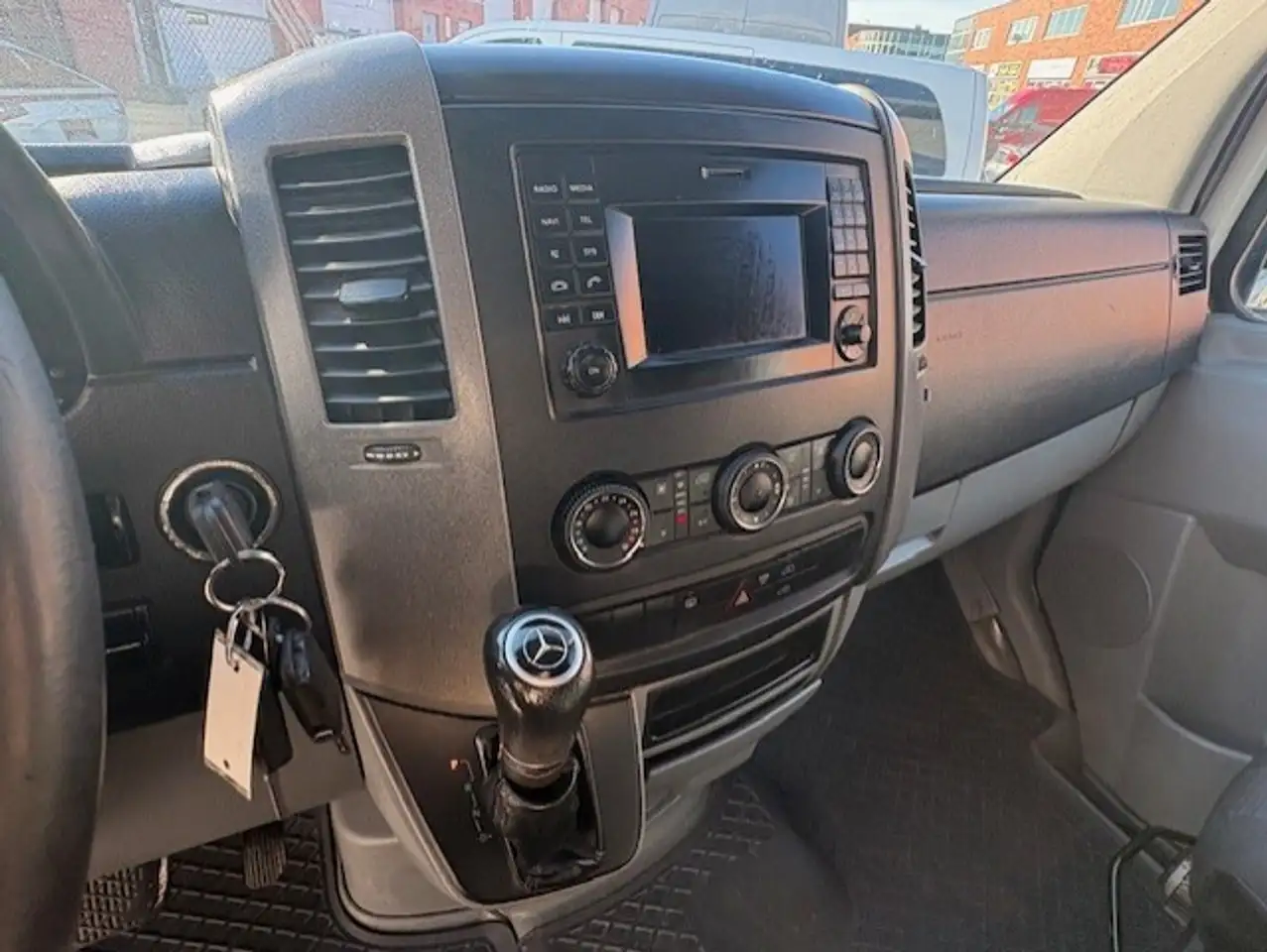 Mercedes-Benz Sprinter снимка Mercedes-Benz Sprinter