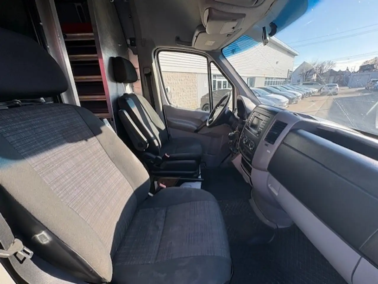 Mercedes-Benz Sprinter снимка Mercedes-Benz Sprinter