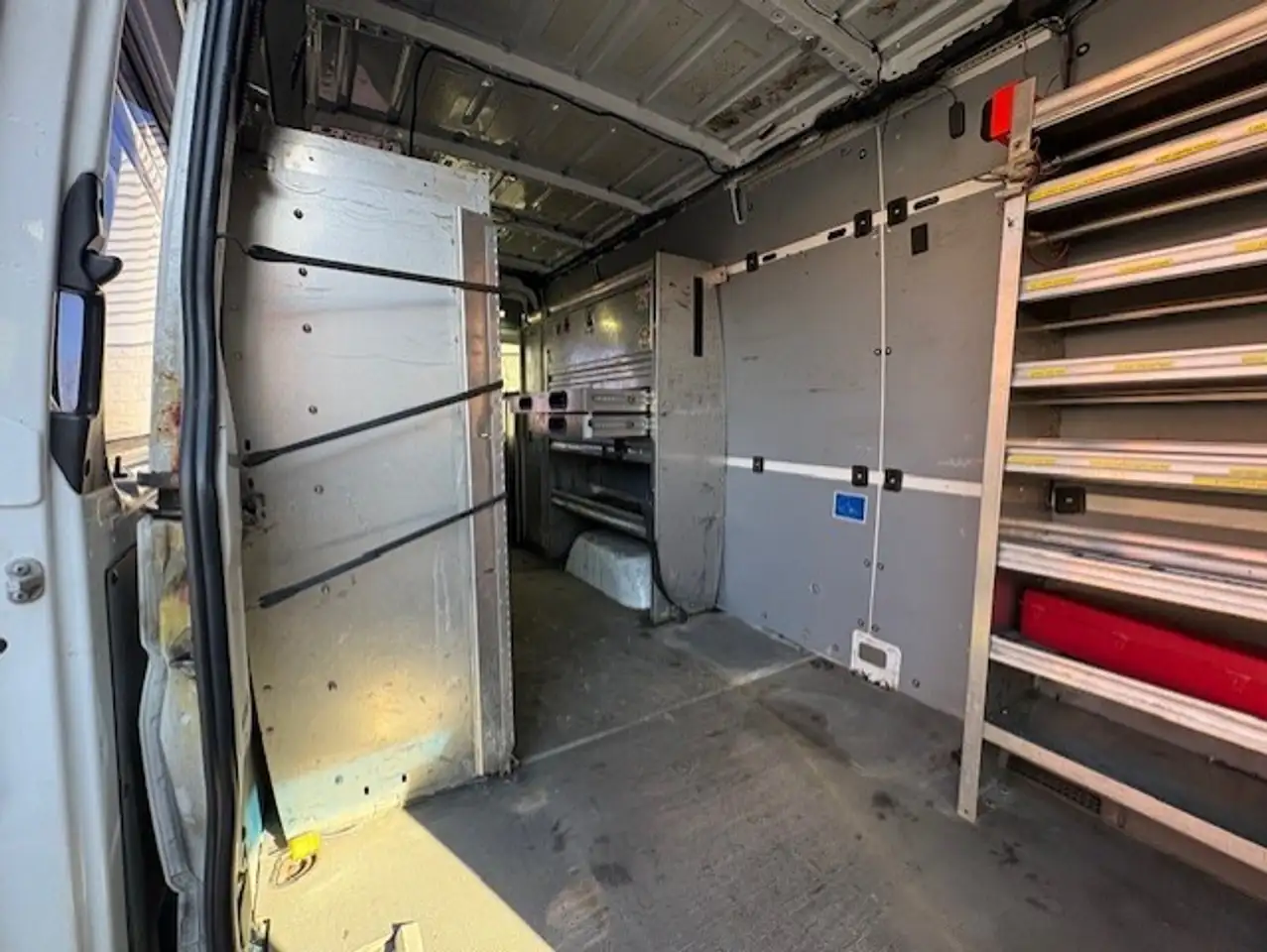 Mercedes-Benz Sprinter снимка Mercedes-Benz Sprinter