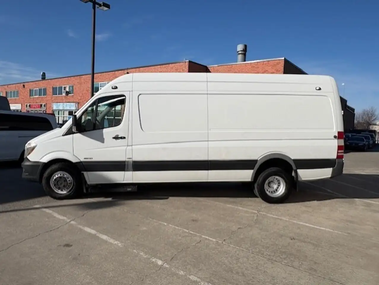 Mercedes-Benz Sprinter снимка Mercedes-Benz Sprinter