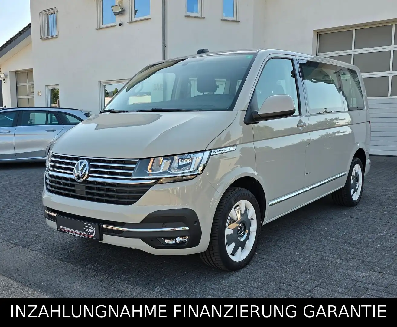 Volkswagen T7 Caravelle Comfortline *CAM*7SITZE*150PS* Beige - 1