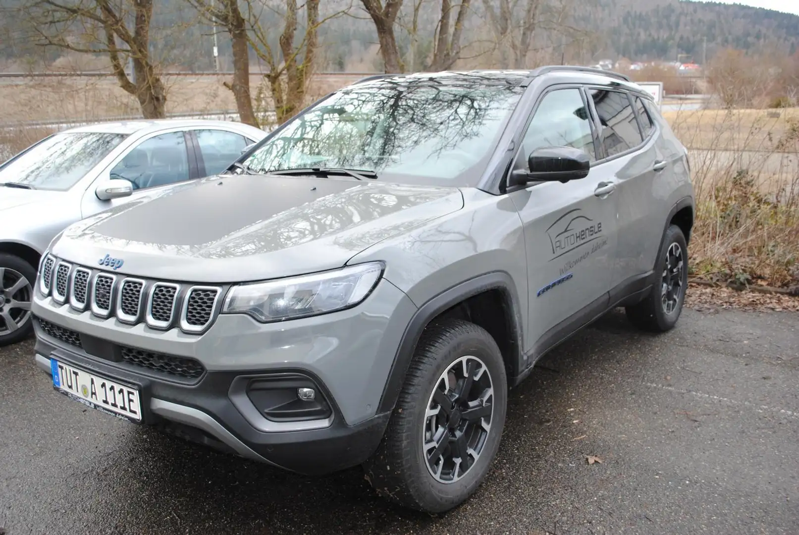 Jeep Compass 1.3 Plug-In Hybrid High Upland Grau - 2
