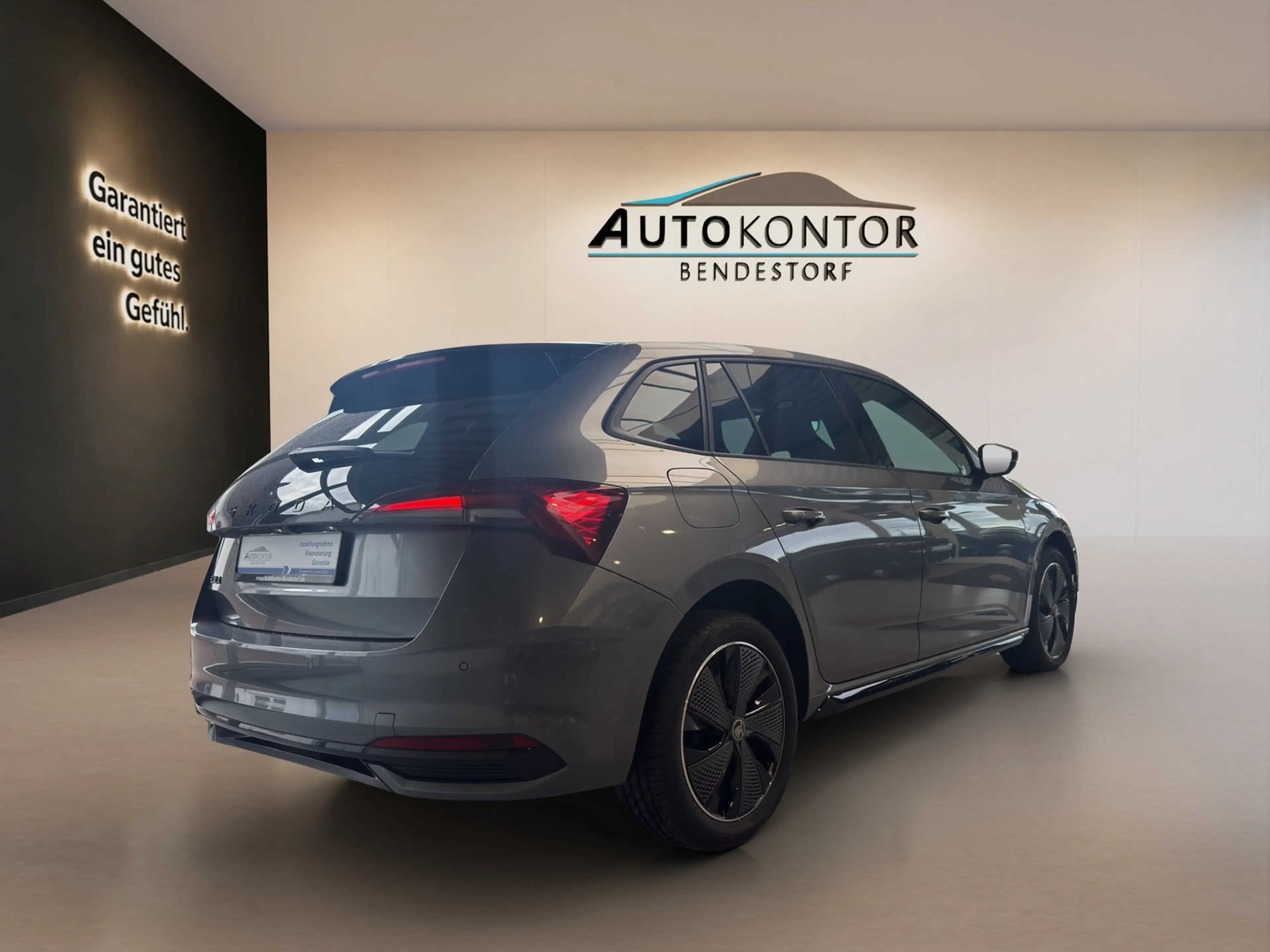 Skoda Scala Monte Carlo Sport Autom., *LED *Pano *ACC *Kamera — photo 4
