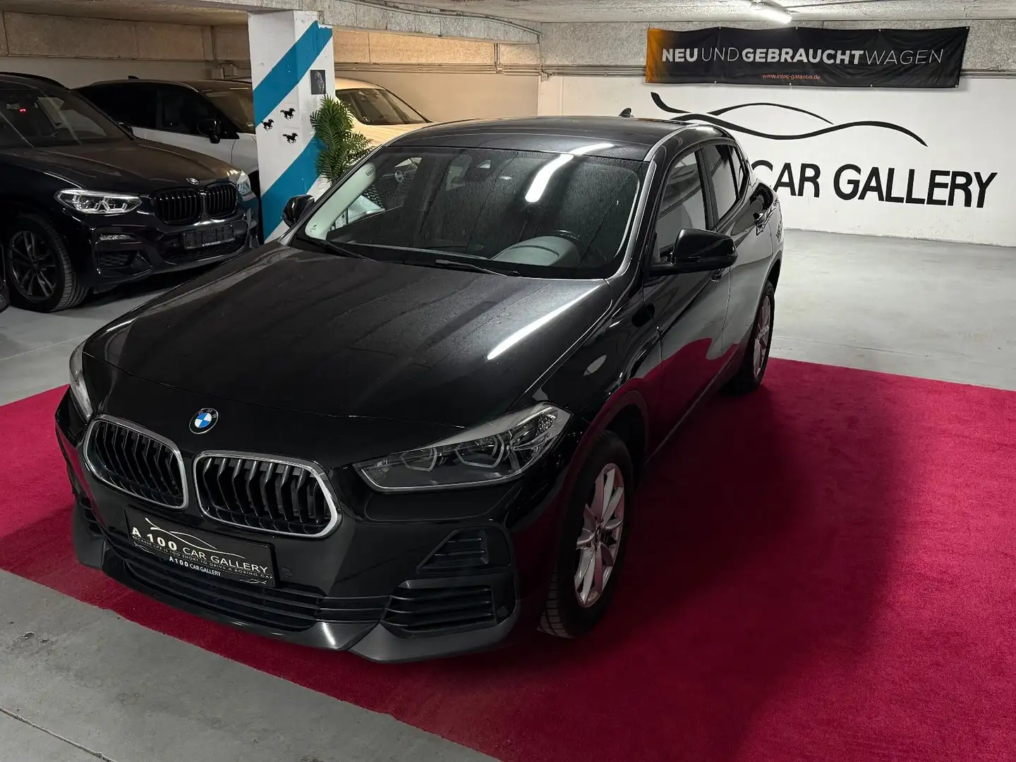 BMW X2 sDrive18d Advantage*PDC*LED*AHK* Noir - 2