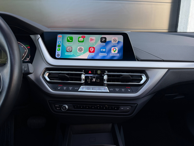BMW 118 118i F40 | Panoramadak | Head-Up | Leder | CarPlay — photo 15