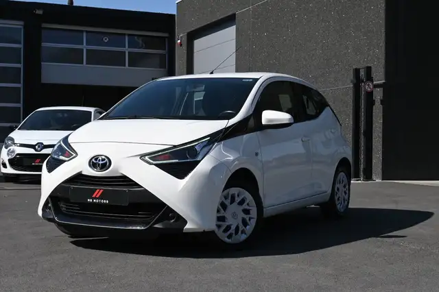 Toyota Aygo **1.0i VVT-i x-play**Airco**Led**Camera**