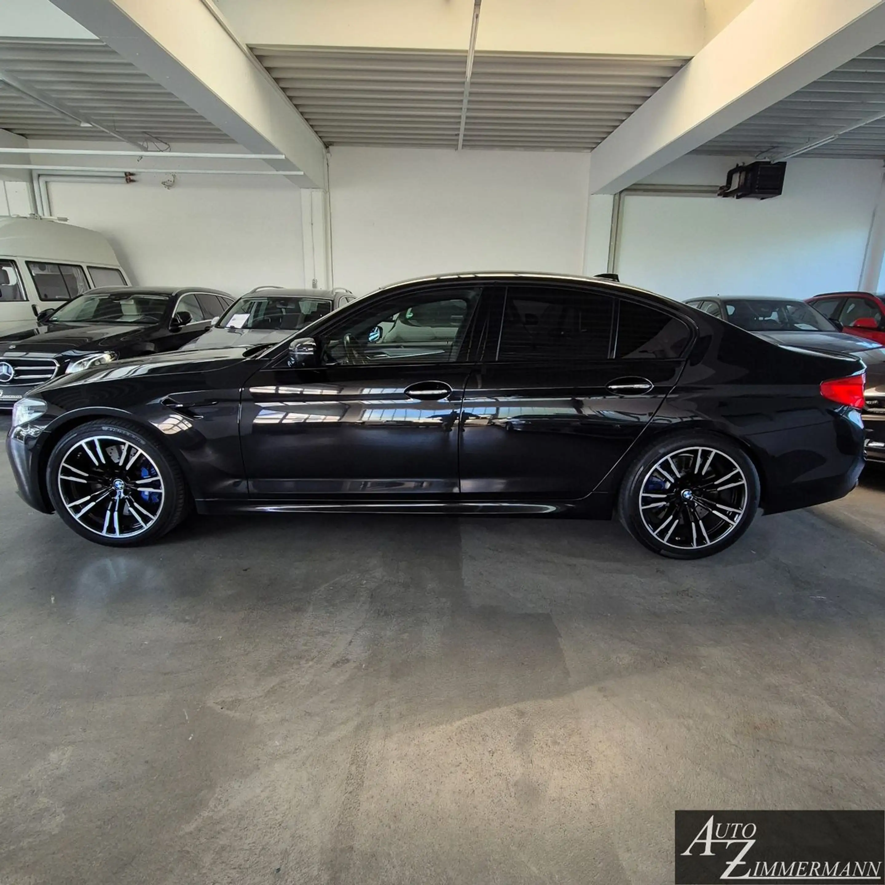 BMW M5 Limousine HuD*Carbon*Akrapovic*360Kam*Memory — photo 4