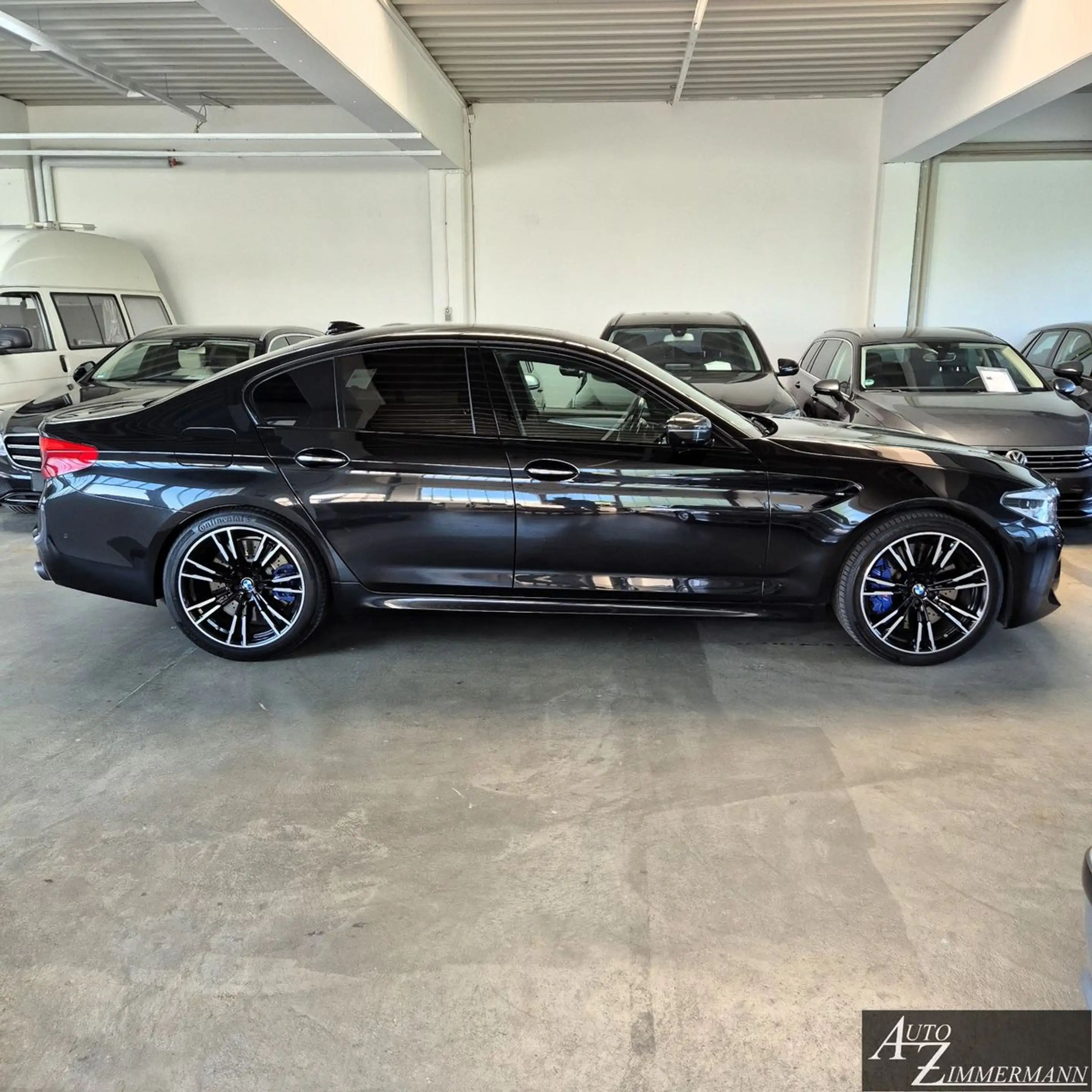 BMW M5 Limousine HuD*Carbon*Akrapovic*360Kam*Memory — photo 3