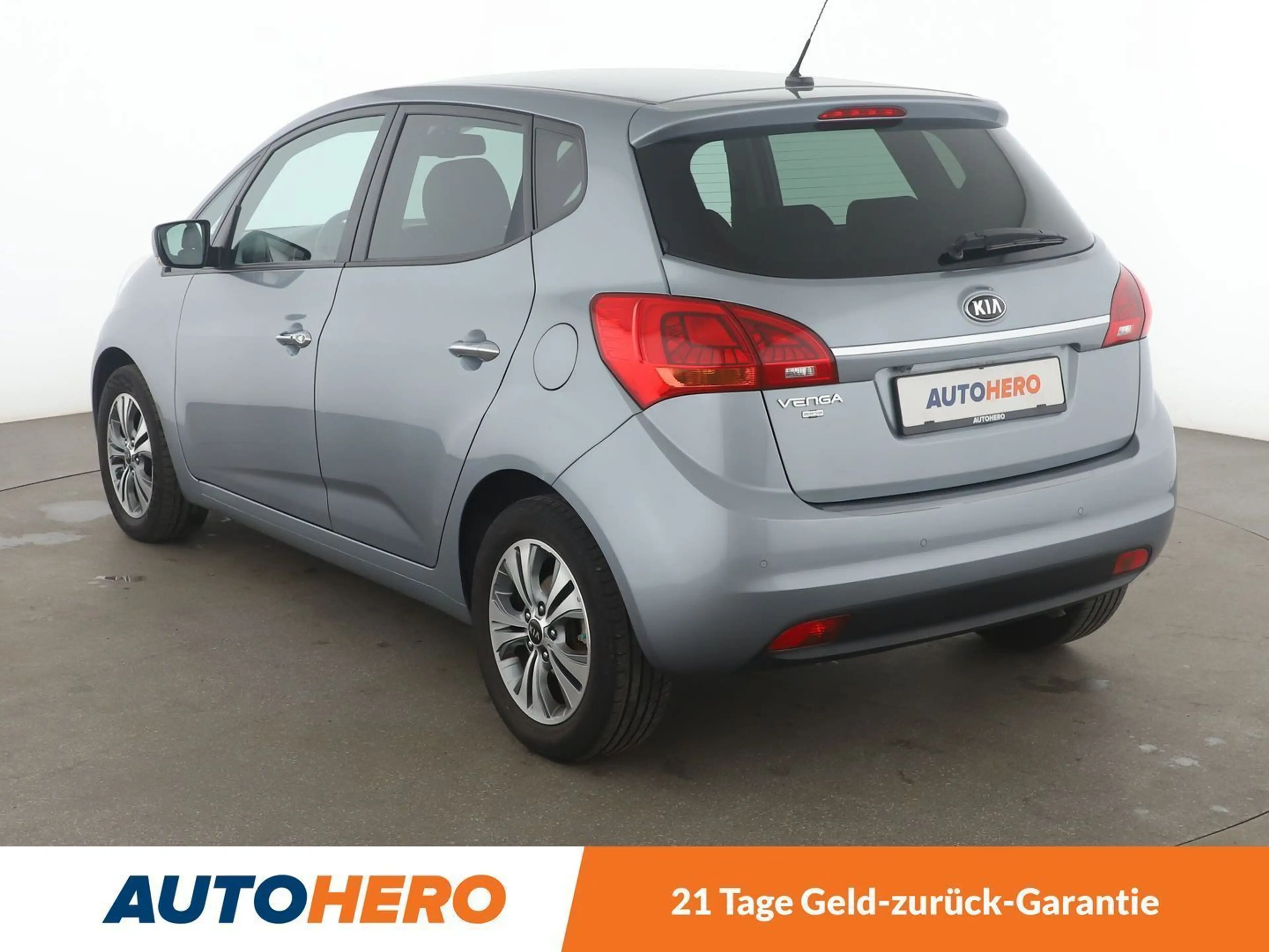 Kia Venga 1.6 Dream Team Aut.*NAVI*CAM*PDC*SHZ*KLIMA* — photo 4