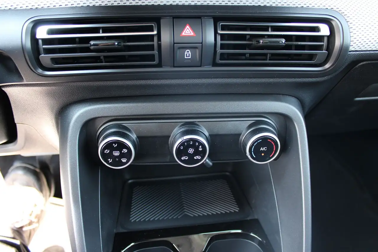 Citroen C3 C3 — photo 15