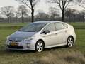 Toyota Prius (Hybrid) - thumbnail 2