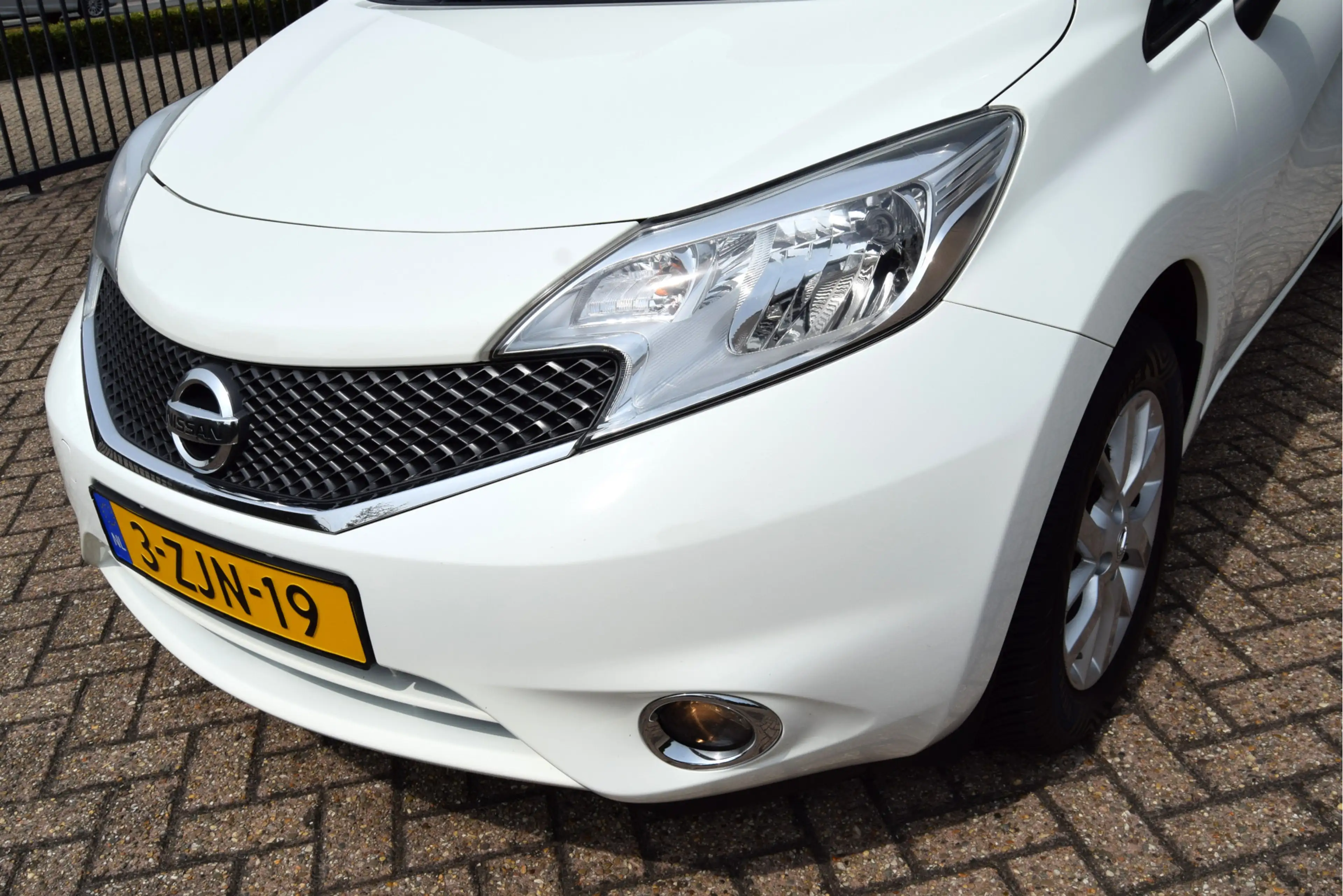 Nissan Note 1.2 Connect Edition — photo 4