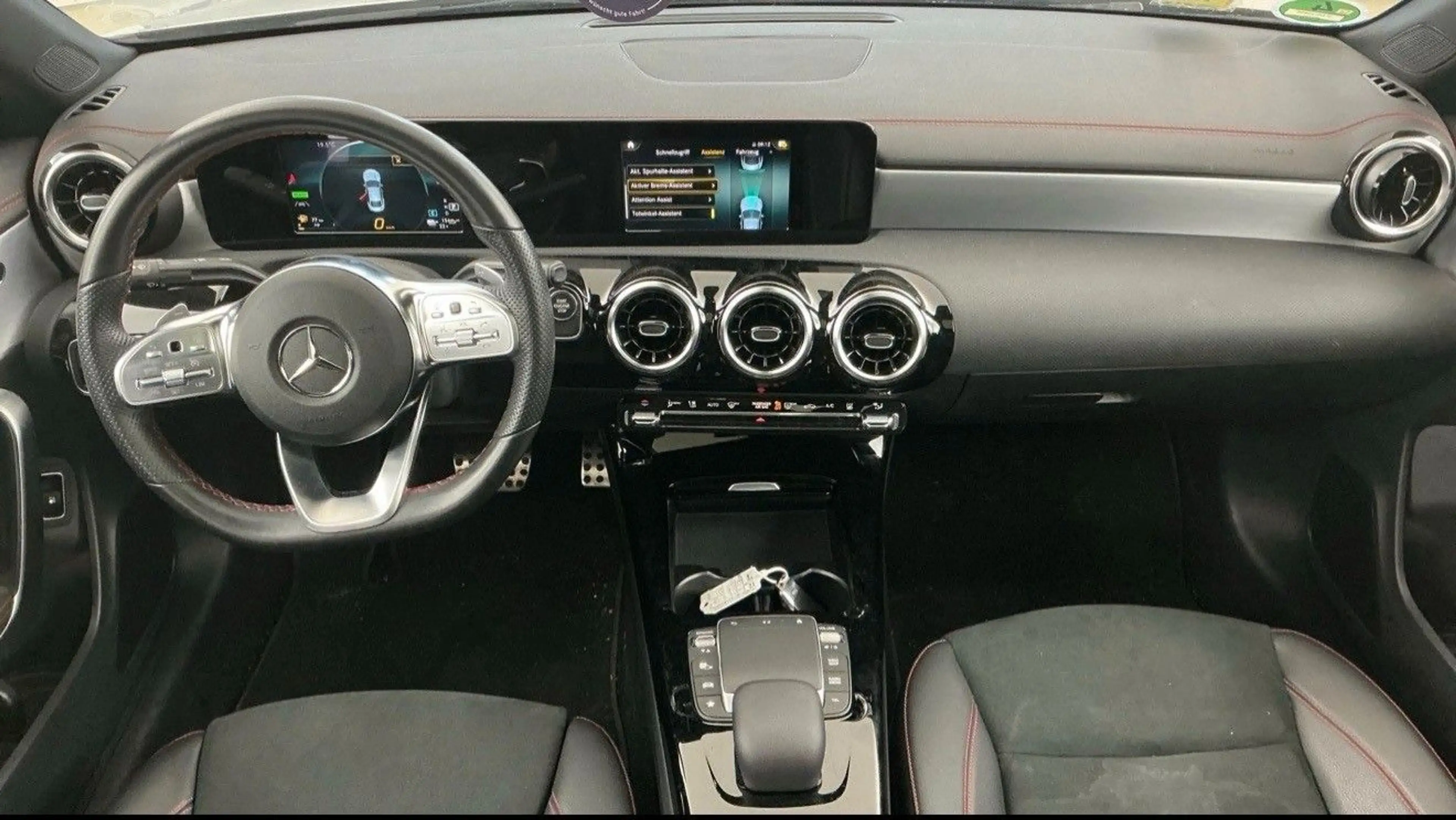 Mercedes-Benz CLA 250 E 8G-DCT*AMG Line*Panorama*Memorysitz — photo 4