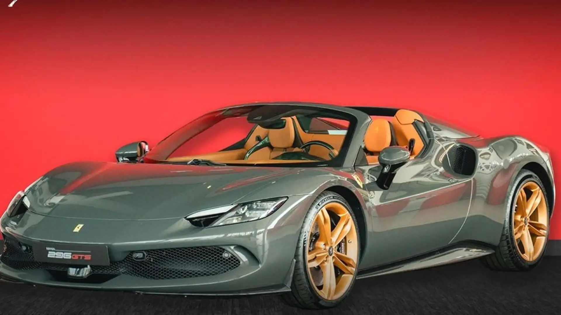 Ferrari 296 GTB Descapotable Automático de 3 Puertas Šedá - 1