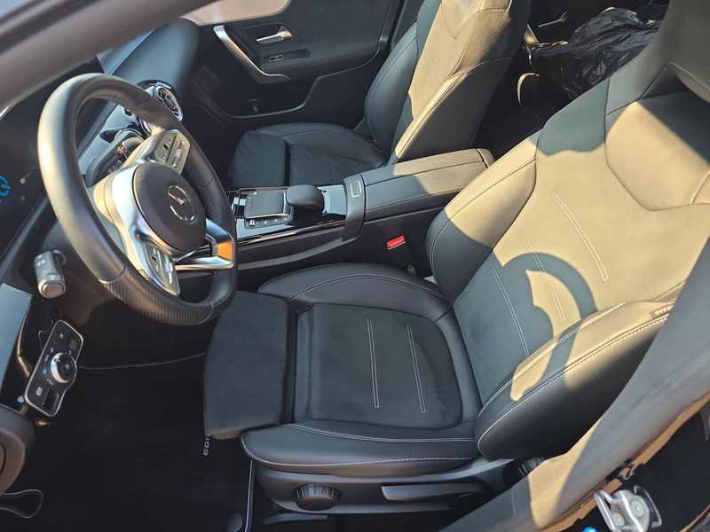 Mercedes-Benz CLA 250 e AMG LINE Edition 2020 — photo 11
