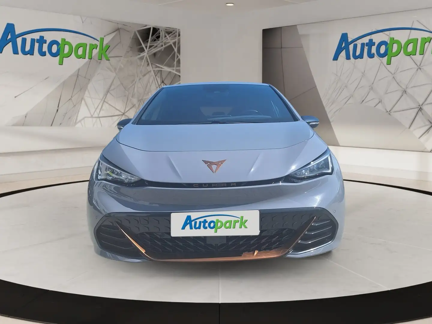 CUPRA Born 150 kW  58KW/h Grau - 2