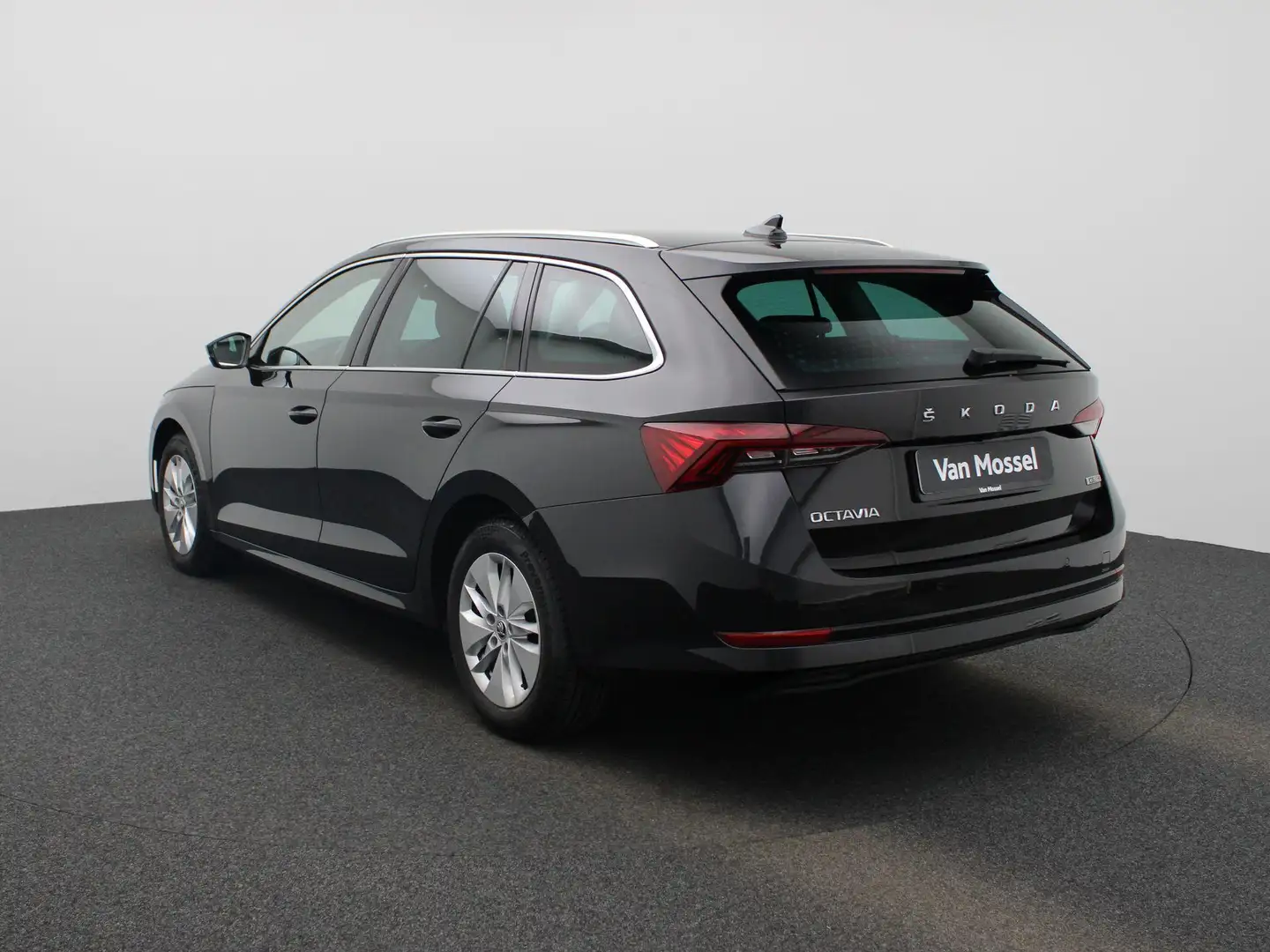 Skoda Octavia Combi 1.5 TSI 150PK DSG Clever CARPLAY | CAMERA | Noir - 2