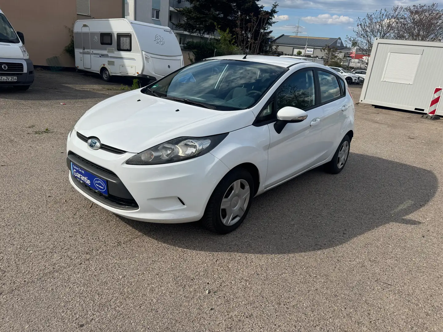 Ford Fiesta 1.25 Trend Weiß - 1
