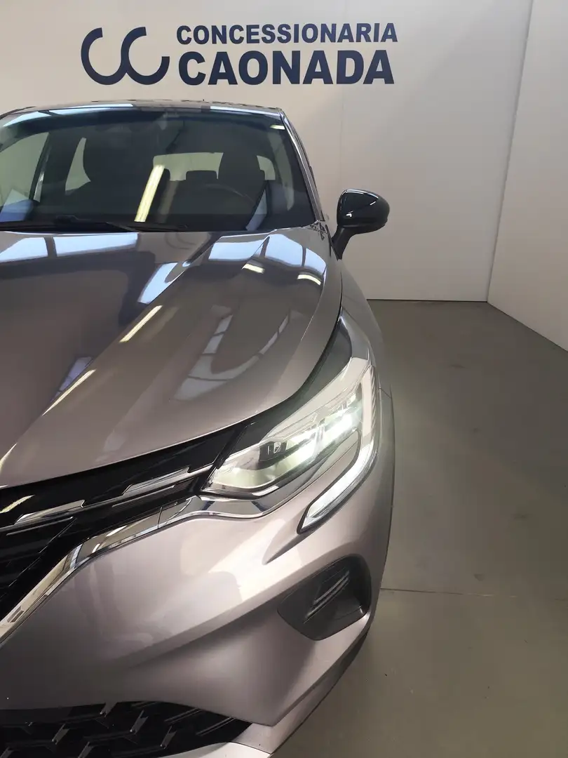 Renault Captur II 1.5 blue dci Business 115cv edc Gris - 2