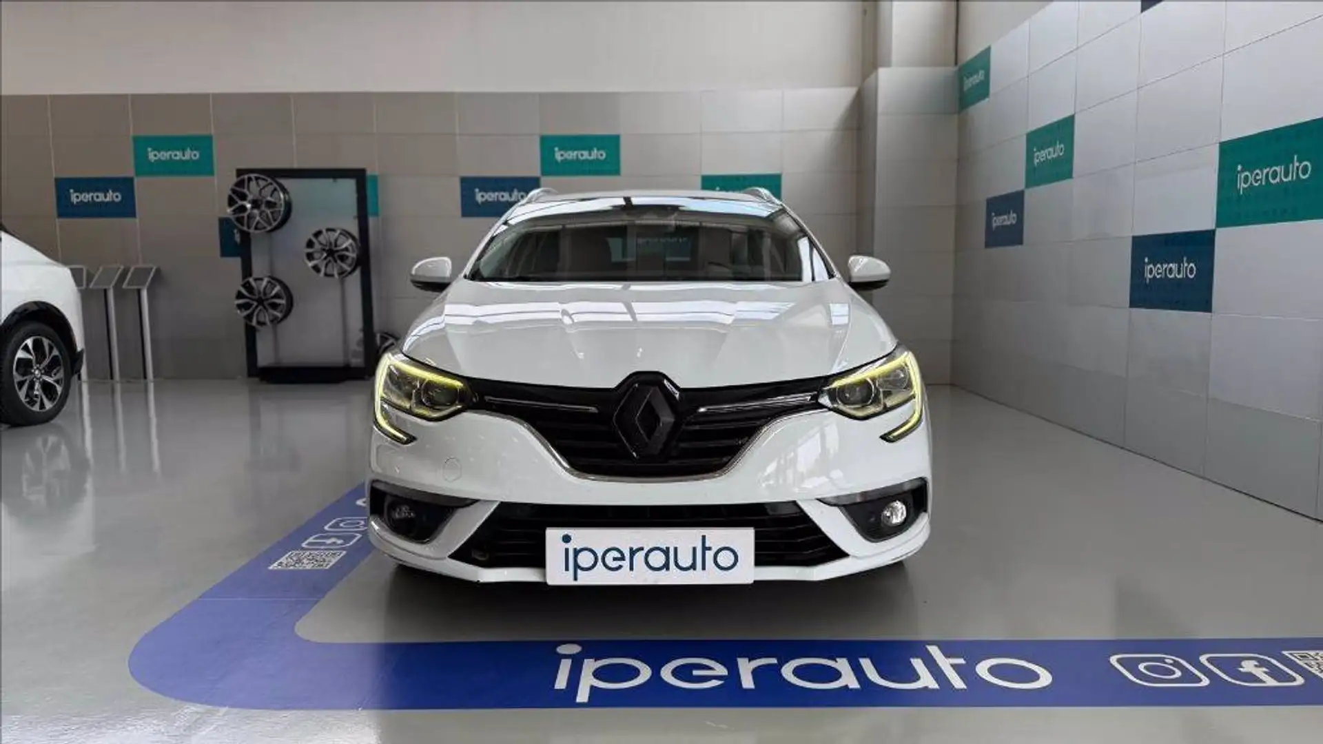 Renault Megane Sporter 1.5 dci energy Intens 110cv edc Bianco - 2
