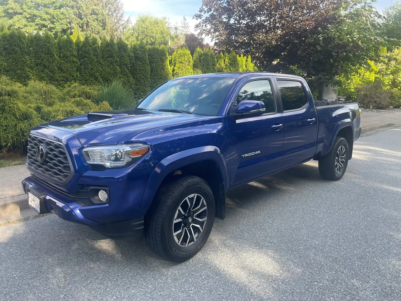 Toyota Tacoma снимка Toyota Tacoma