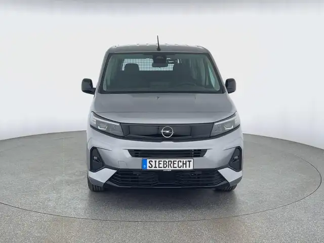 Opel Combo Life view 2