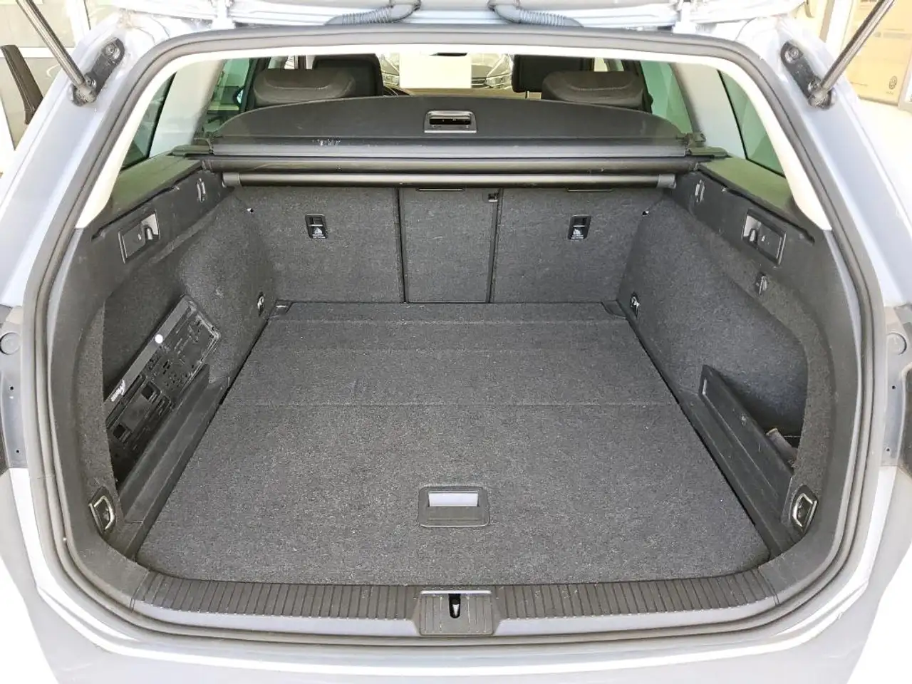 Volkswagen Passat 2.0 TDI DSG BUSINESS +LED +RKAM +ACC +APP +NAVI +, миниатюра 6