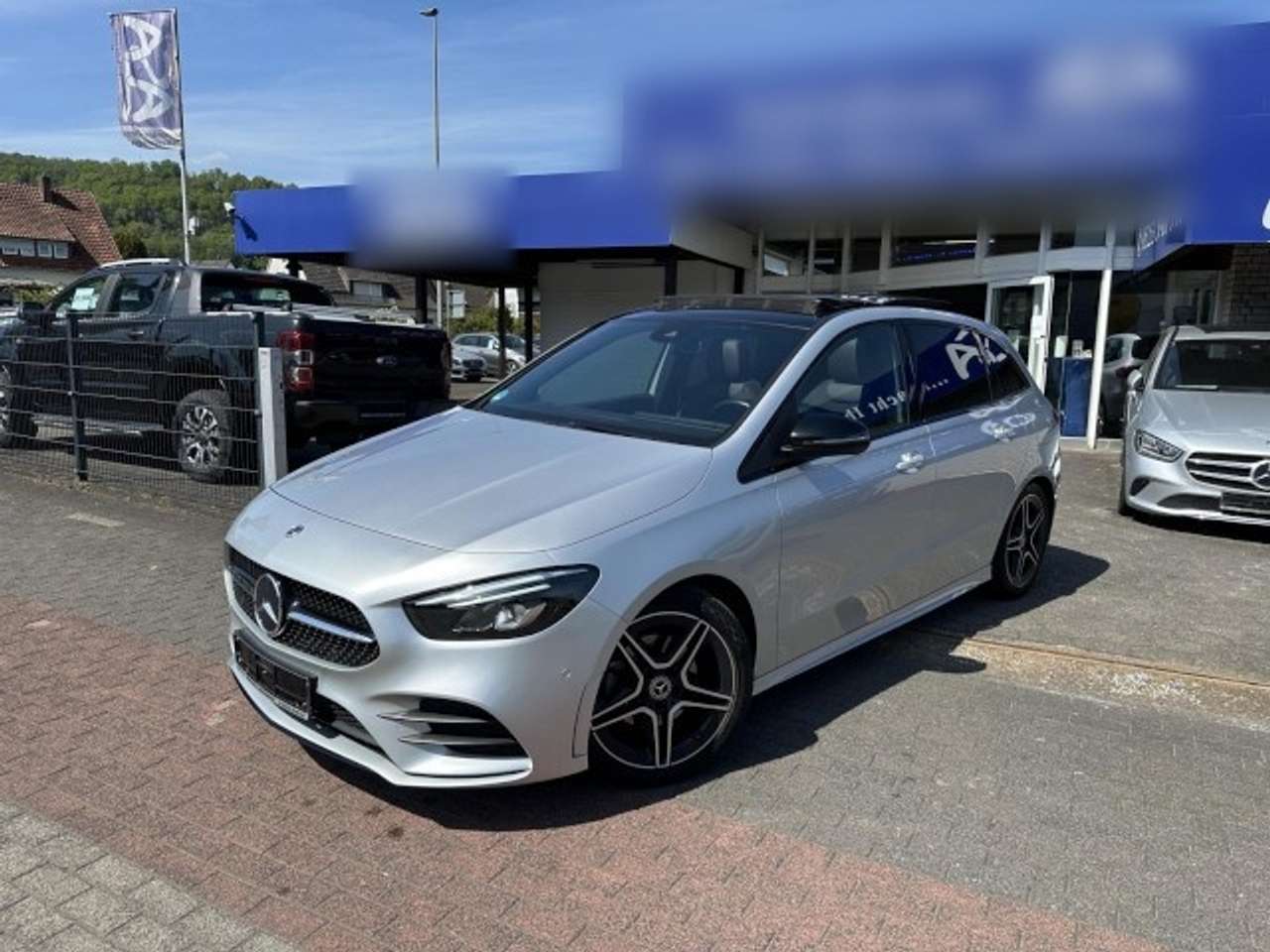 Mercedes-Benz-B 200-AMG Line+Standheizung+Pano+Night+Ganzjahresreifen